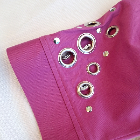 Bob Mackie brand" The Mave with Grommets" Quite luxury zipper closer jacket. - Picture 6 of 10